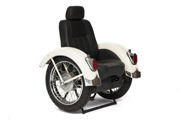 Кресло Secret De Maison Royal Enfield ( mod. TC-1 ) металл/экокожа, 114х95 х77см, слоновая кость/ivory 